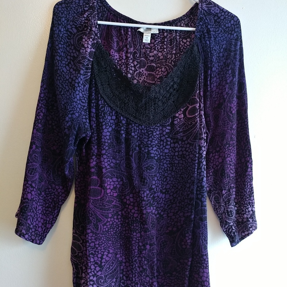 Dress Barn women's tunic top